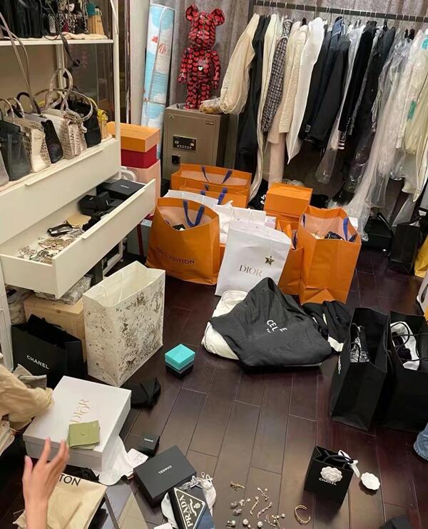 黔东南州台江回收顶奢鞋服